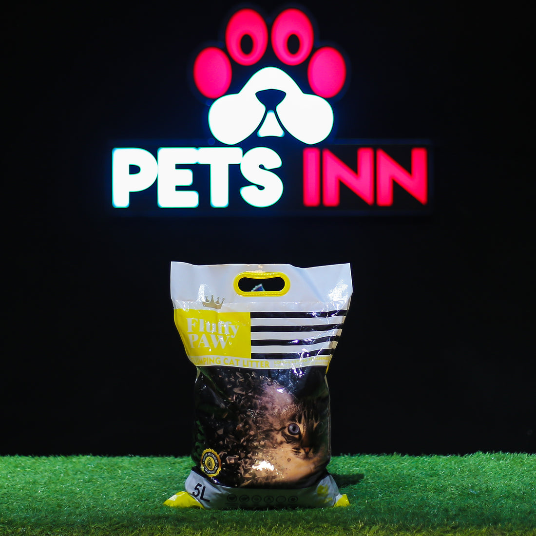 Fluffy Paw Bentonite Cat Litter Lemon